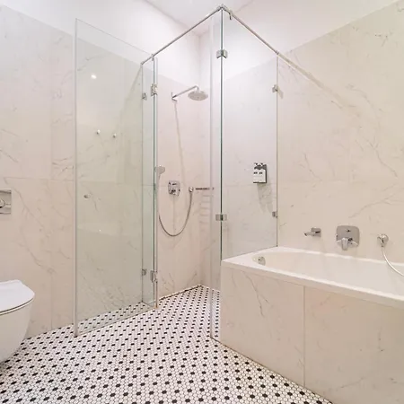 Zoya Luxury 5*
